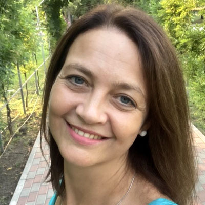 Лена Жемис